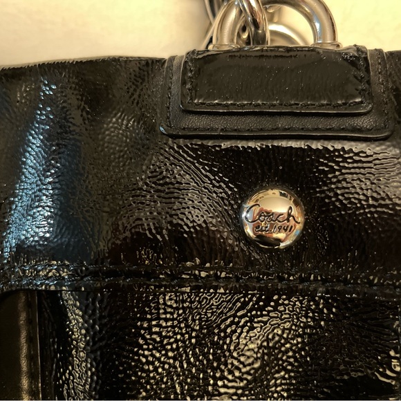 Black coach, patent leather crush purse - Picture 2 of 5